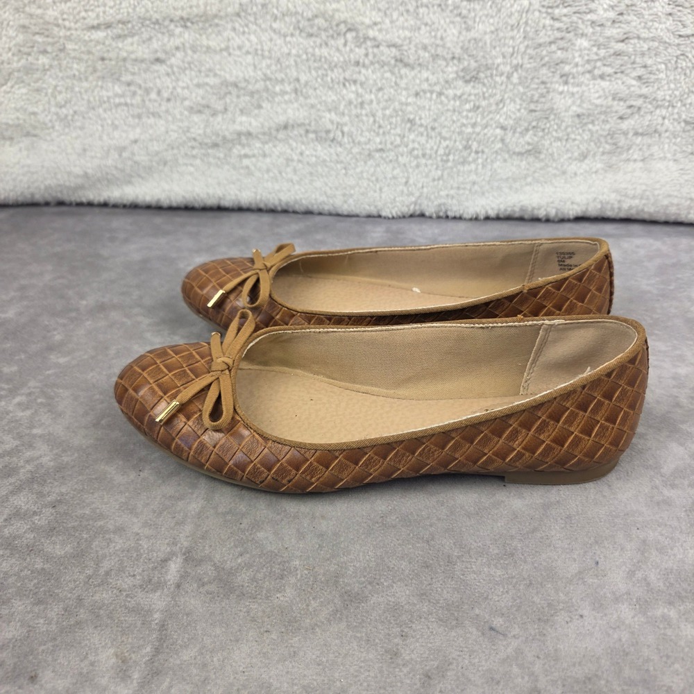 Xappeal Tulip Tan Brown Woven Ballet Flats Bow Detail Size 6 135355